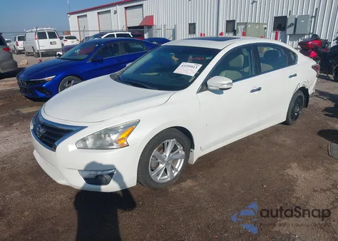 2015 Nissan Altima 2.5 Sl z USA, uszkodzony, nr VIN 1N4AL3AP5FN381192